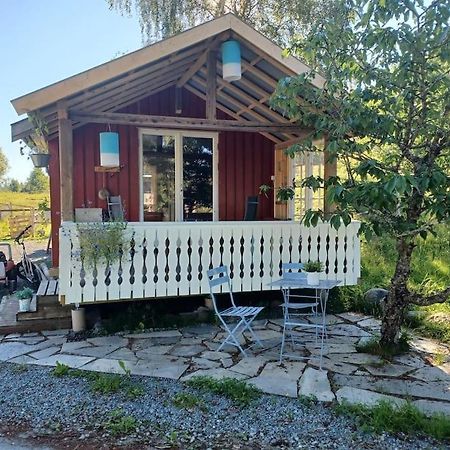 Idyllisk Minihus I Landlige Omgivelser - Med 5 Sengeplasser Og Parkering Åsen Esterno foto
