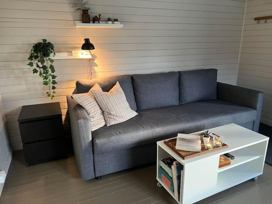 Idyllisk Minihus I Landlige Omgivelser - Med 5 Sengeplasser Og Parkering Åsen Esterno foto