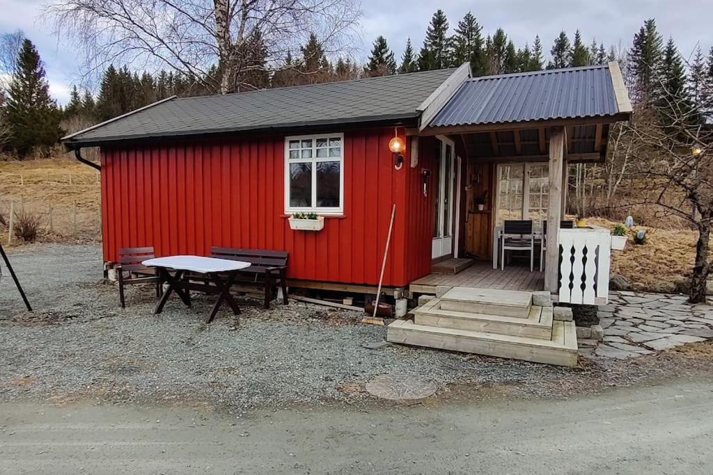 Idyllisk Minihus I Landlige Omgivelser - Med 5 Sengeplasser Og Parkering Åsen Esterno foto