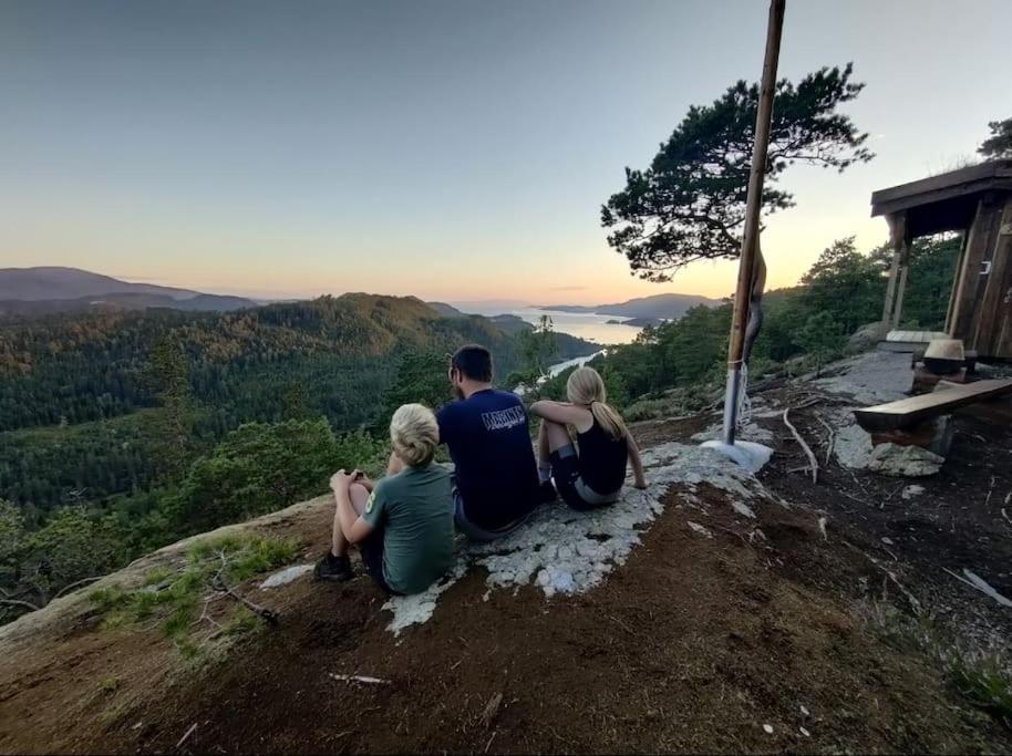 Idyllisk Minihus I Landlige Omgivelser - Med 5 Sengeplasser Og Parkering Åsen Esterno foto